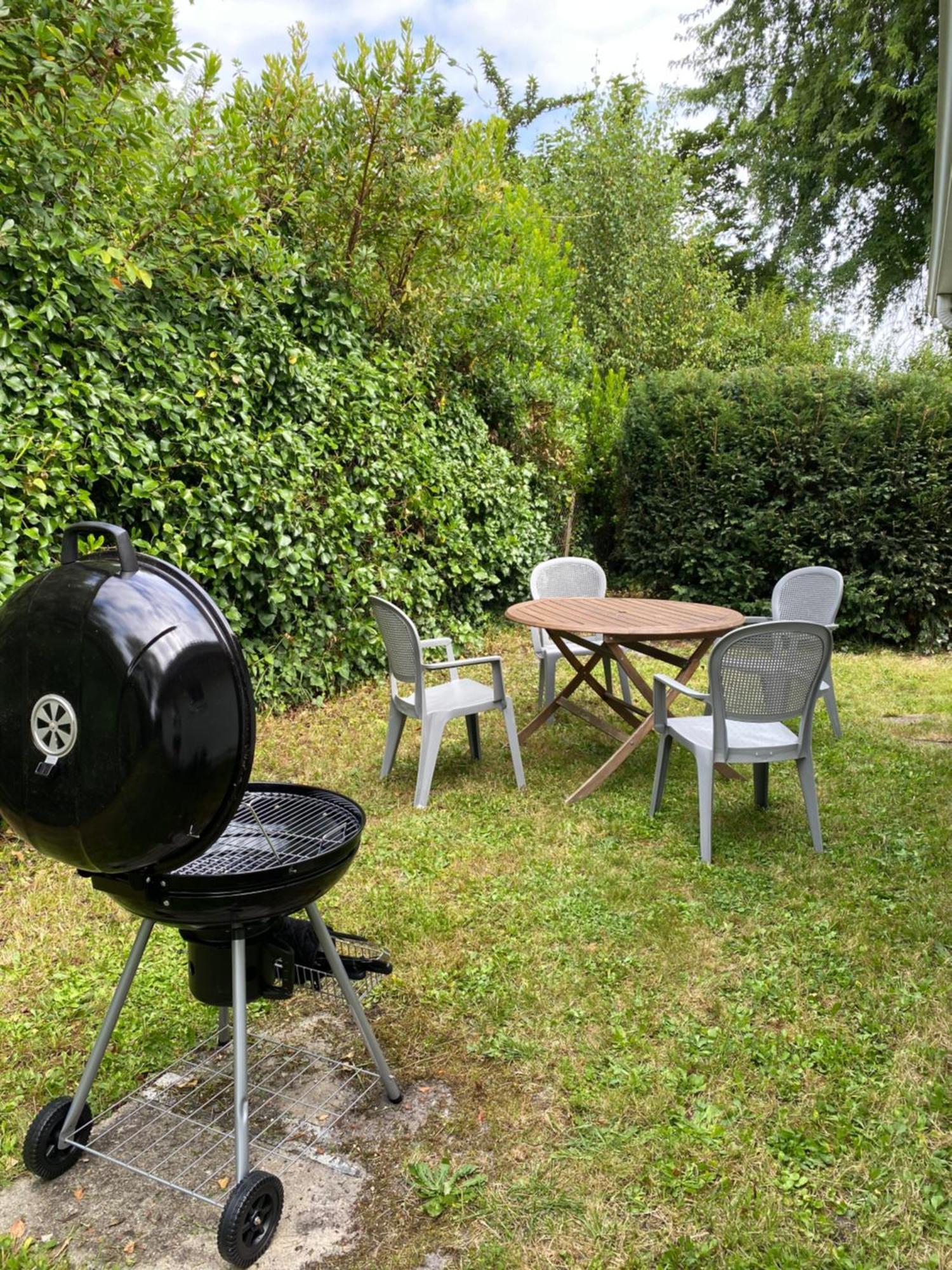 Appartement Avec Jardin Le Porge Esterno foto